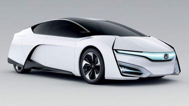 Αυτονομία 480 χλμ για το Honda FCEV Concept