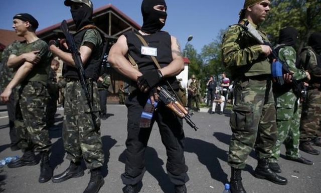 Τίθεται σε ισχύ η μονομερής κατάπαυση του πυρός στην Ουκρανία