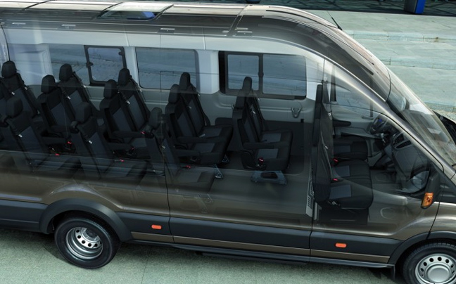 Έρχεται το Ford Transit Minibus