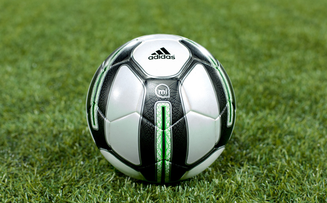 H adidas miCoach Smart Ball διαθέσιμη σε Ευρώπη και Αμερική