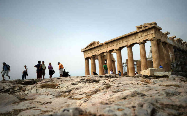 «Στοπ» στις πτώσεις βράχων από την Ακρόπολη