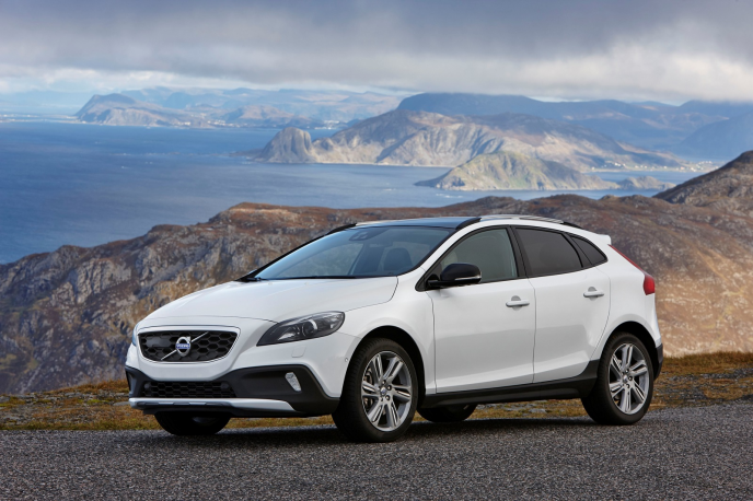 Volvo V40 και V40 XC στην κορυφή των πωλήσεων