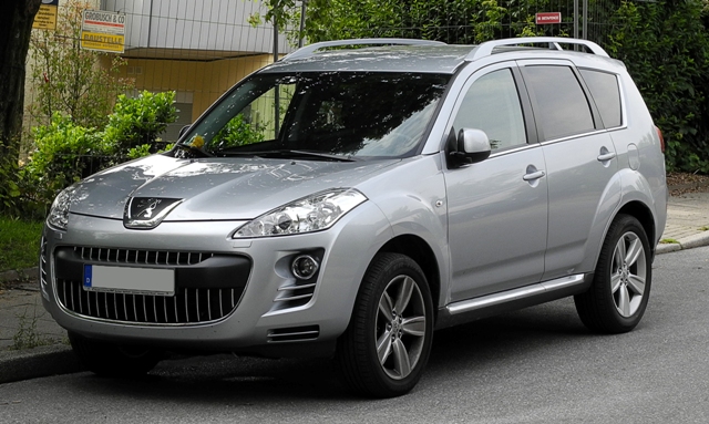 Ανακαλούνται 196 Peugeot 4007