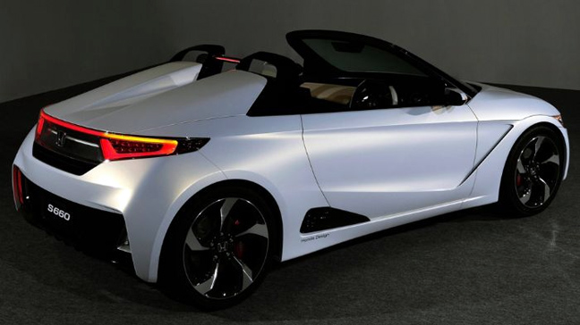 Η Honda ετοιμάζει ένα μικρό roadster για το 2016