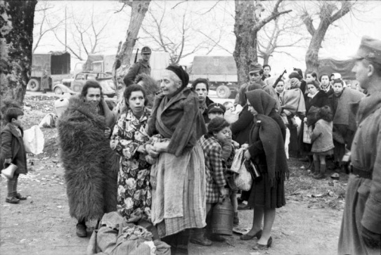 Γράμματα από τη Θεσσαλονίκη με το παζλ της ζωής μιας εβραϊκής οικογένειας