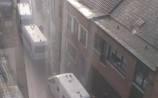 Τέσσερις ένοπλοι έπιασαν όμηρους στο Βέλγιο