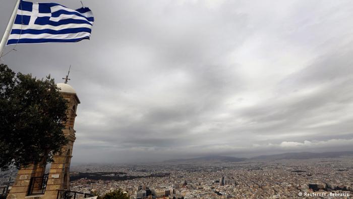 Bloomberg: Στην Αθήνα κινδυνεύει να γίνει το αναπόφευκτο