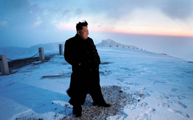 Ο Κιμ Γιονγκ Ουν στο ψηλότερο βουνό της Βόρειας Κορέας