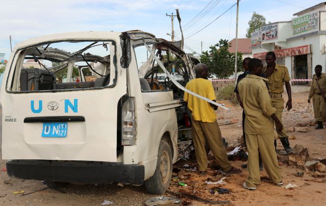 Έκρηξη με 10 νεκρούς στη Σομαλία