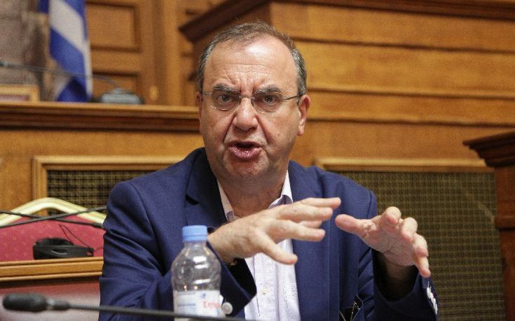 Στρατούλης: Επικοινωνιακό πολιτικό κόλπο η σύγκληση του συμβουλίου