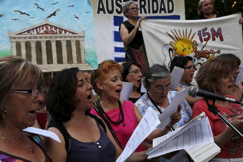 Βγήκαν στους δρόμους της Μαδρίτης υπέρ της Ελλάδας