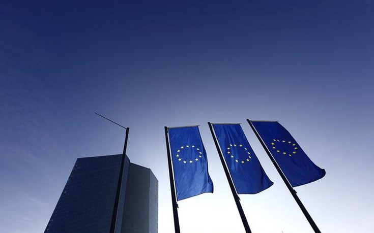 Πολιτικό μήνυμα στην ΕΚΤ για ρευστότητα θέλει το Μαξίμου