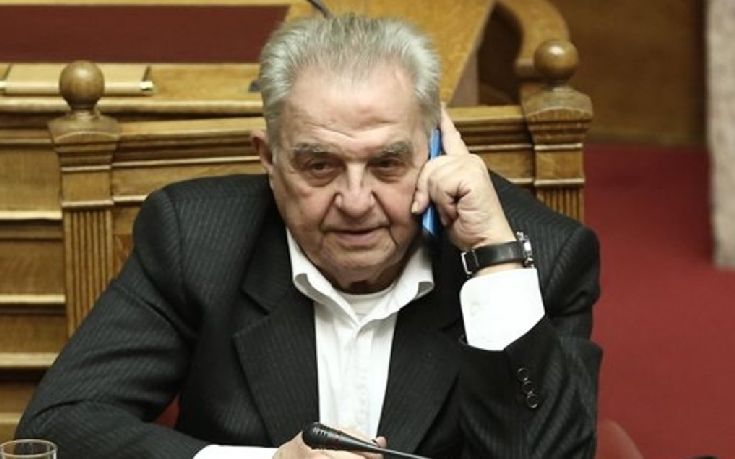 Φλαμπουράρης: Πάμε σε εκλογές αν οι Έλληνες ψηφίσουν «ναι»