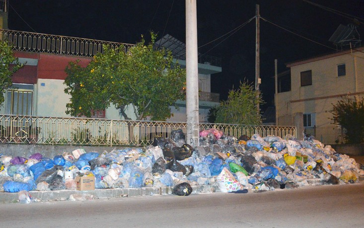 Πολλαπλά κρούσματα παθήσεων από τα σκουπίδια στον Πύργο