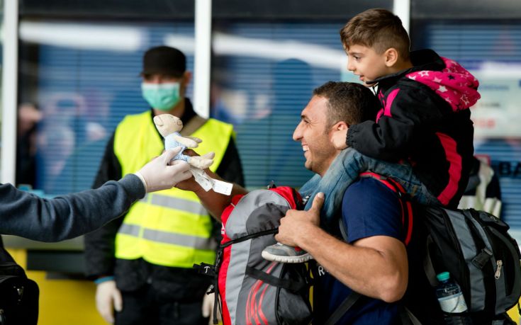 Έτσι υποδέχθηκαν οι Γερμανοί τους πρόσφυγες