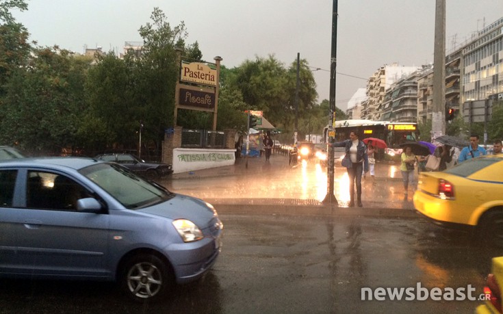 Προβλήματα από την καταιγίδα στην Αττική