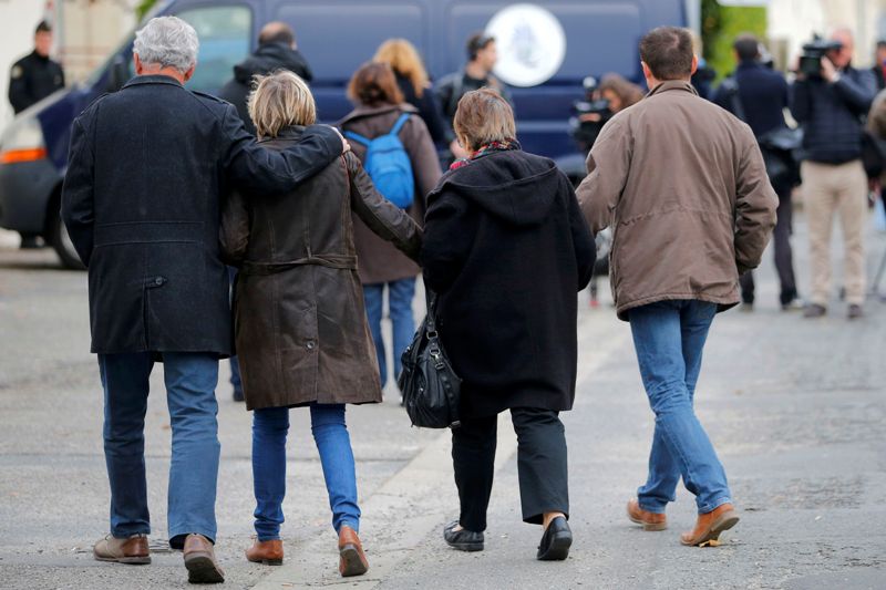 Η Γαλλία θρηνεί τους νεκρούς της από το τροχαίο στη Ζιρόντ