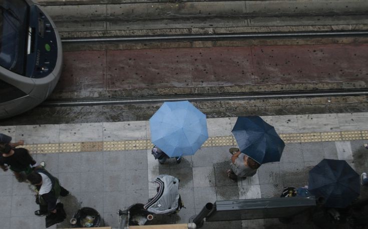 Χαλάει ο καιρός με βροχές, χιόνια και χαλάζι