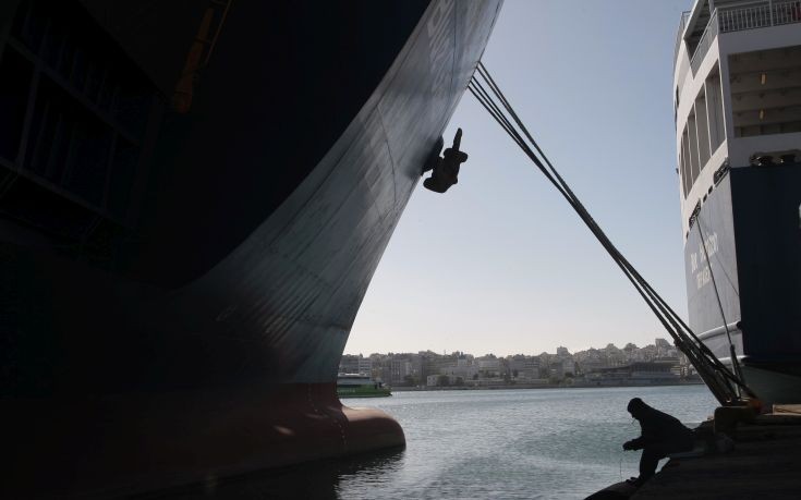 «Δεμένα» πλοία της Hellenic Seaways λόγω της απεργίας του ΝΑΤ