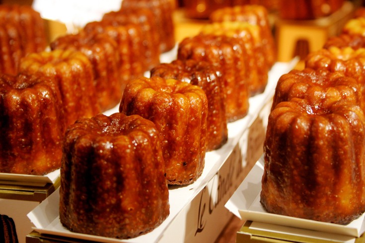 Cannelés de Bordeaux