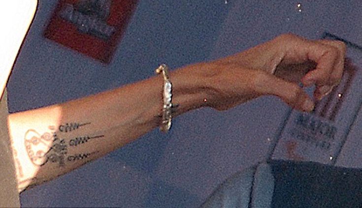 Το νέο τατουάζ που «χτύπησε» η Αντζελίνα Τζολί
