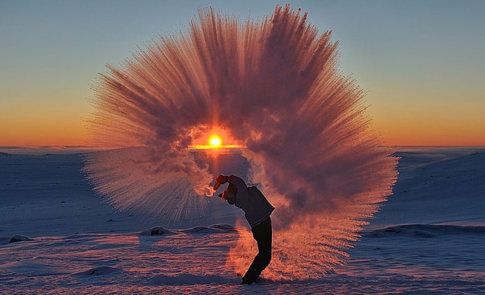 Έτσι γίνεται ένα καυτό τσάι στους -40°C