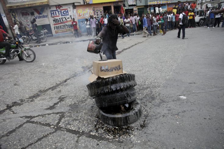 Αναβολή εκλογών εν μέσω βίαιων επεισοδίων στην Αϊτή