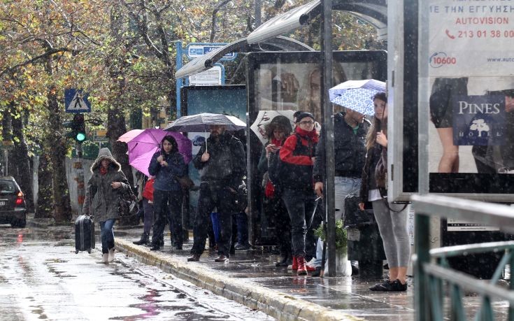 Καταιγίδες, χαλάζι και θυελλώδεις άνεμοι θα σαρώσουν τη χώρα