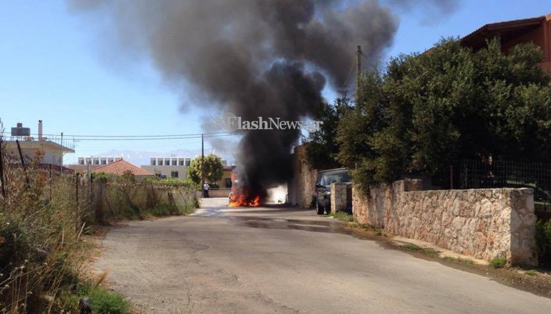 Λαμπάδιασε μικρό αυτοκίνητο στις Στέρνες Ακρωτηρίου