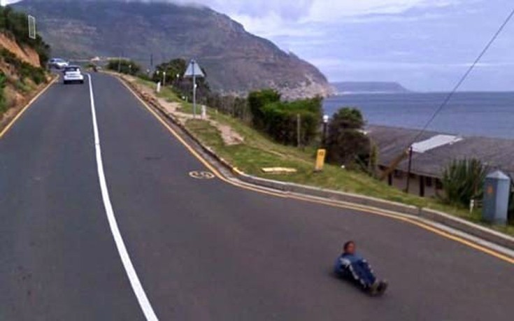 Τα παράξενα του Google Street View