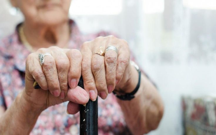 Έκαναν τους τεχνικούς συντήρησης ασανσέρ και ξάφριζαν ηλικιωμένους