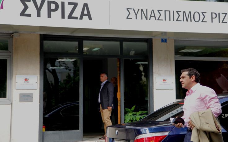 Από το μανιφέστο της ανάπτυξης στον πονοκέφαλο του εκλογικού