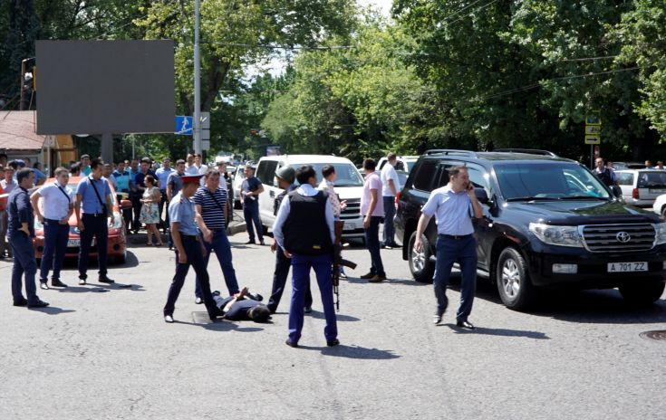 Έξι νεκροί από τις φονικές επιθέσεις στο Καζακστάν