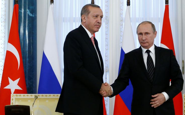 Σε κινήσεις για εκτόνωση της διμερούς κρίσης συμφώνησαν Πούτιν και Ερντογάν
