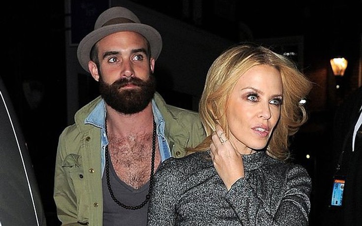 Ο λόγος που δεν παντρεύεται η Kylie Minogue δεν είναι αυτός που ίσως νομίζετε