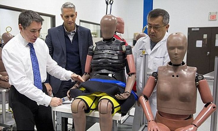 3D0E4E1500000578-4212828-image-a-44_1486748551117 3D0E4E1500000578-4212828-image-a-44_1486748551117