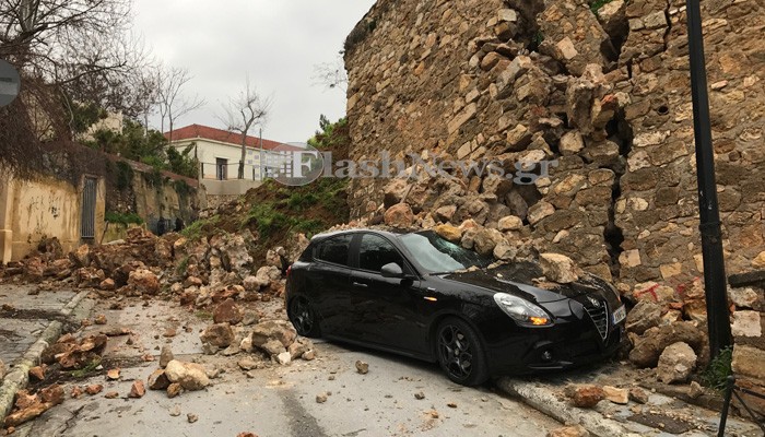 Κατέρρευσε ενετικός επιπρομαχώνας στην παλιά πόλη στα Χανιά