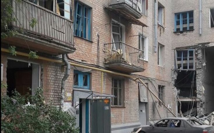Τουλάχιστον δύο νεκροί από την έκρηξη στην πολυκατοικία της Ρωσίας