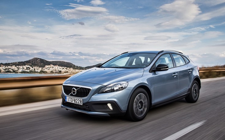 Ακόμα πιο μοντέρνο και κομψό το V40 Cross Country Τ3 1.5 Auto