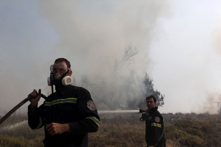 Πολύ υψηλός κίνδυνος πυρκαγιάς και την Τετάρτη