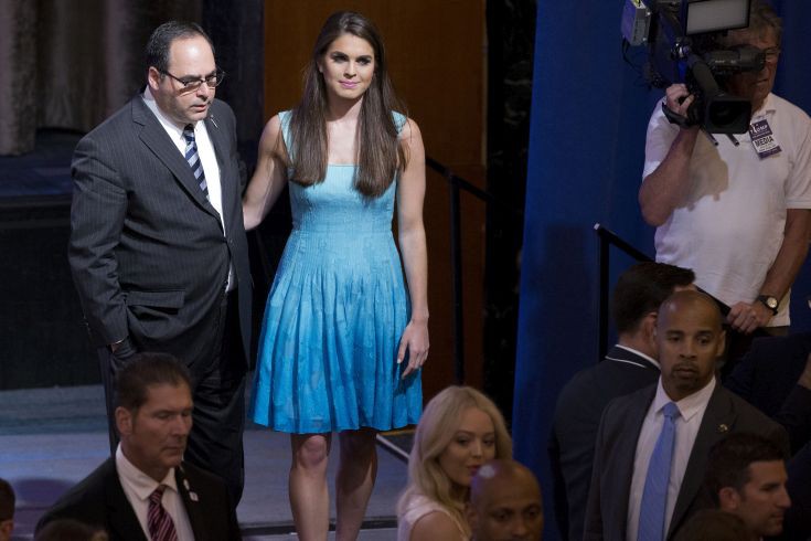 ΧΟΟΥΠ ΧΙΚΣ ΧΟΟΥΠ ΧΙΚΣ