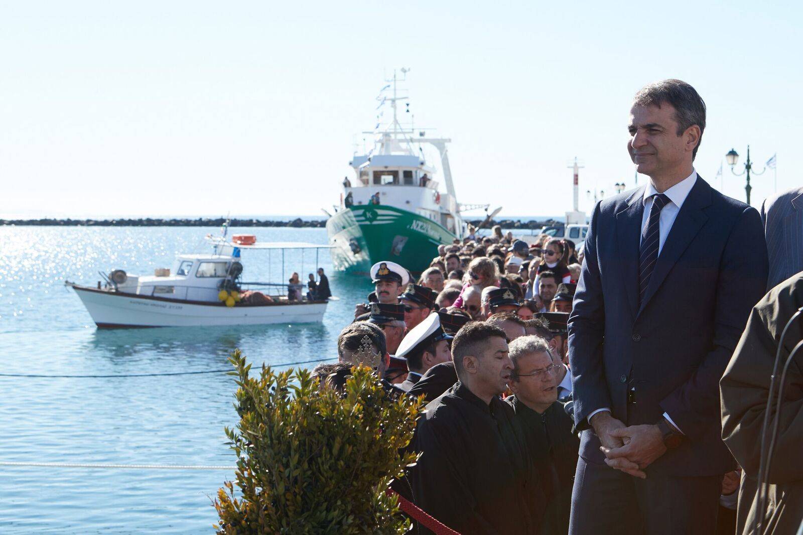 Στην Τήνο ο Κυριάκος Μητσοτάκης για τα Θεοφάνεια