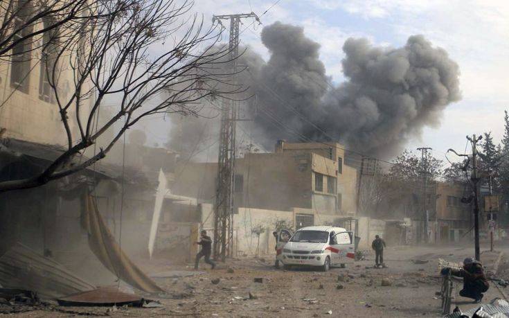 Νεκροί στους βομβαρδισμούς 100 άμαχοι στη Συρία