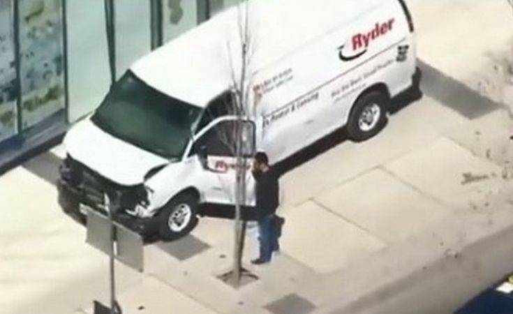 «Πολύ σοβαρό» χαρακτήρισε το περιστατικο με το φορτηγάκι στο Τορόντο, Καναδός υπουργός