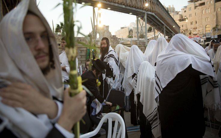 Προσευχή στο Τείχος των Δακρύων για τη νίκη επί του Ιράν