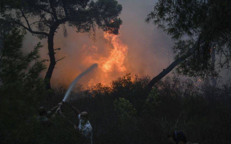 Ευρεία σύσκεψη στα Χανιά για την αποκατάσταση των ζημιών από τις πυρκαγιές