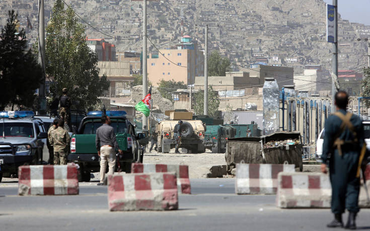 Το Ισλαμικό Κράτος ανέλαβε την ευθύνη για τις εκρήξεις στην Καμπούλ