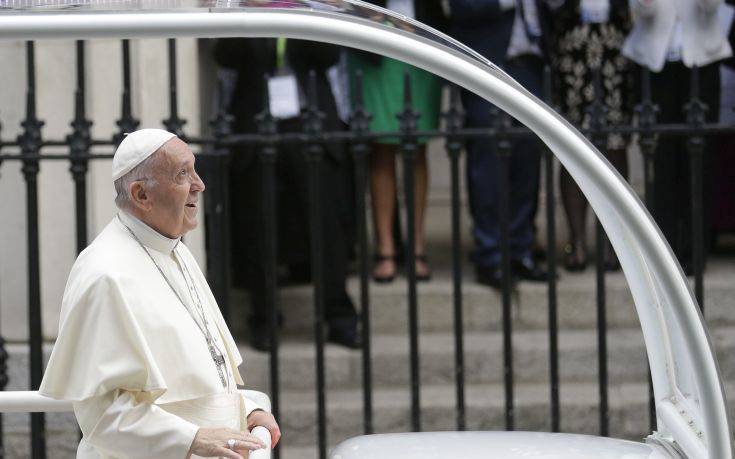 Με οκτώ θύματα σεξουαλικής κακοποίησης συναντήθηκε ο πάπας Φραγκίσκος