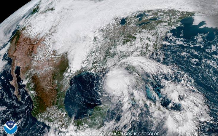 Με ανέμους 200 χιλιομέτρων την ώρα φτάνει σήμερα στη Φλόριντα ο τυφώνας Μάικλ