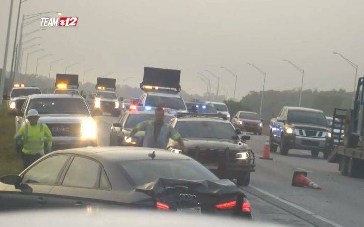 Η κίνηση του αστυνομικού σε αυτοκινητόδρομο συγκίνησε